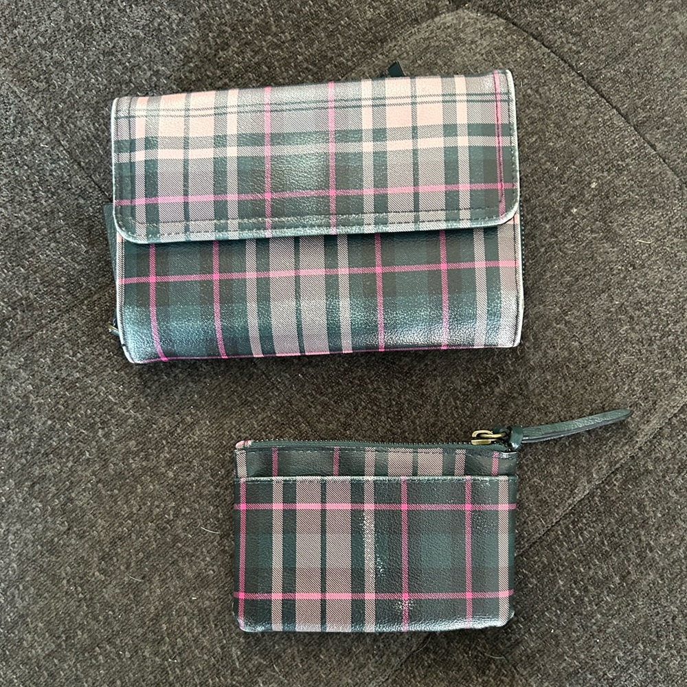 used, green and pink plain wallet and mini wallet
